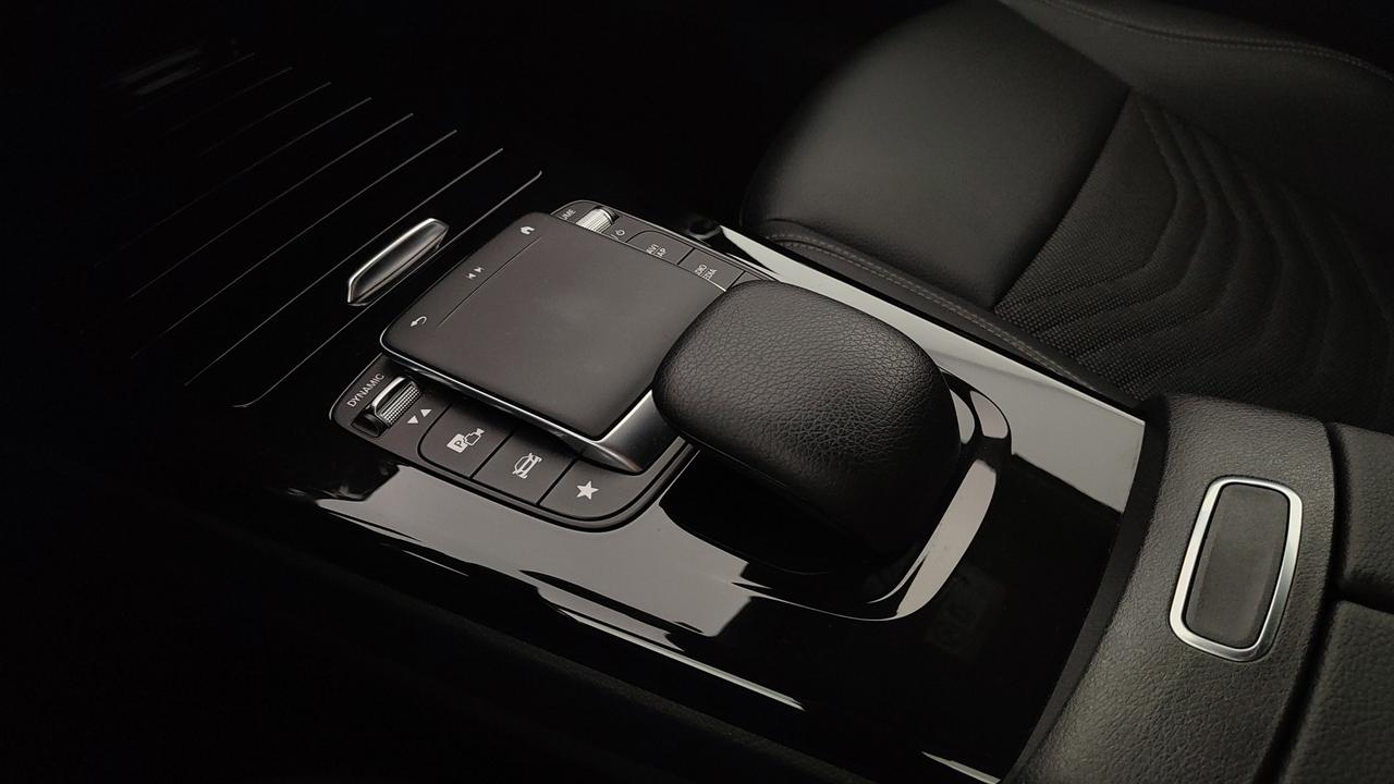 Mercedes-Benz A 180 d Sport auto