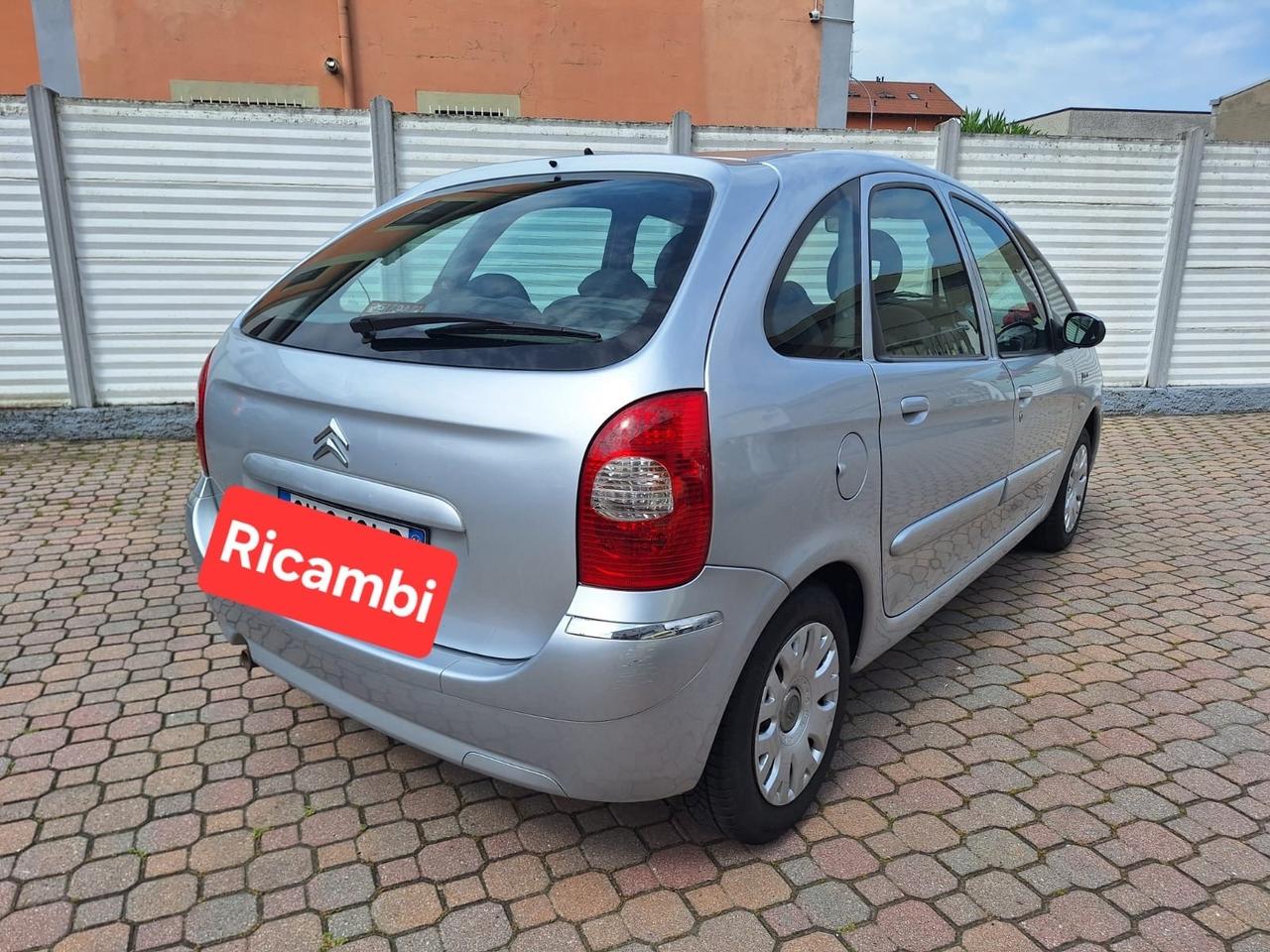 Citroen Xsara Picasso 1.6 benzina, pezzi di RICAMBI