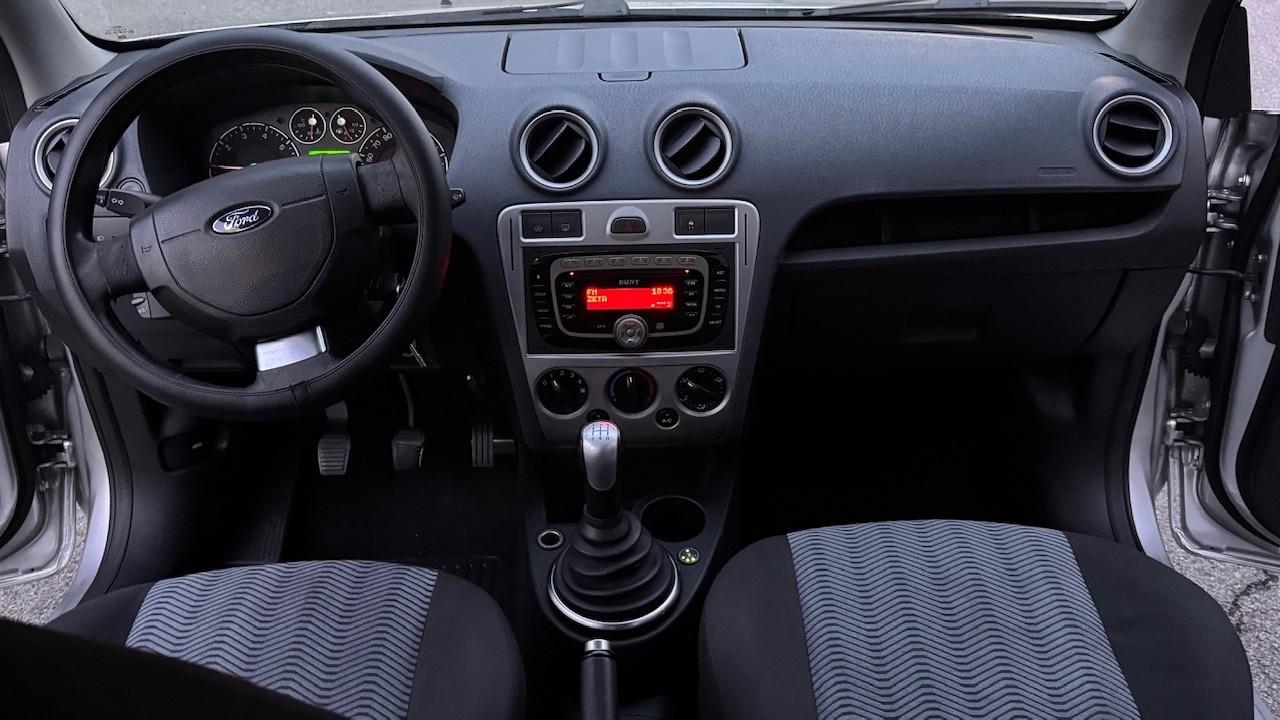 Ford Fusion UAV 1.4 16V 5p. Bz.- GPL