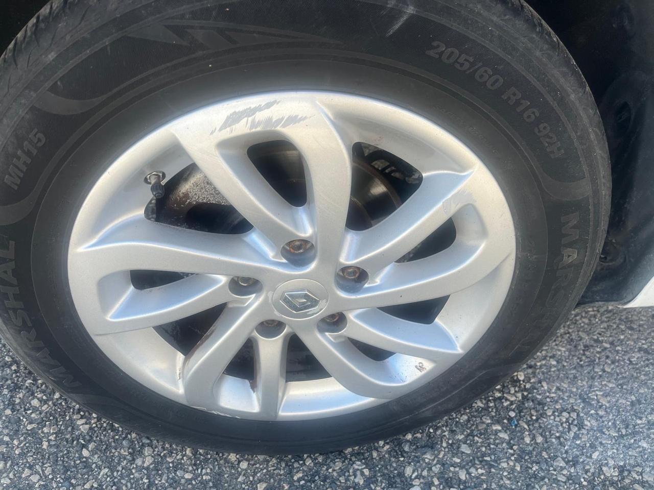 Renault scenic-c-mode-1.5 dci-full-2014