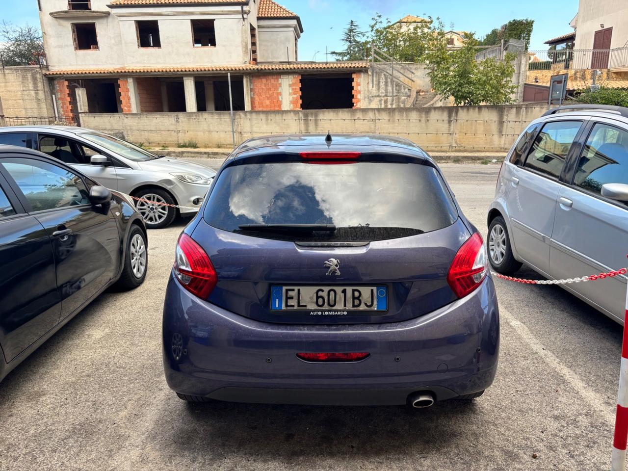 Peugeot 208 1.6 e-HDi 92 CV Stop&Start 3 porte Allure