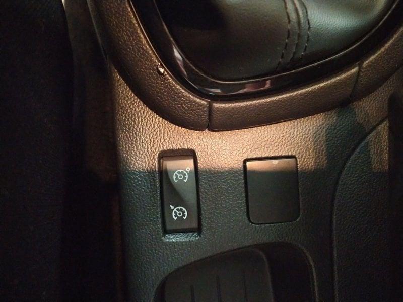Renault Clio 1.5 dci Moschino Zen 75cv