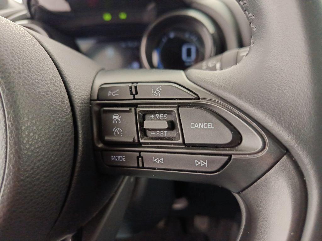 TOYOTA Yaris 4ª serie - Yaris 1.5 Hybrid 5 porte Lounge