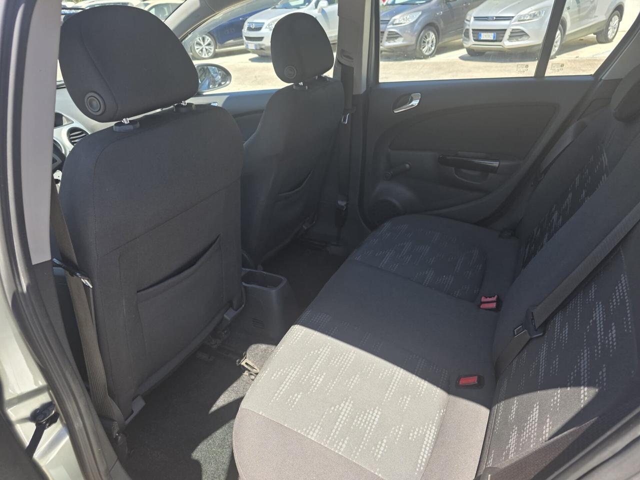 Opel Corsa 1.2 5 porte Elective