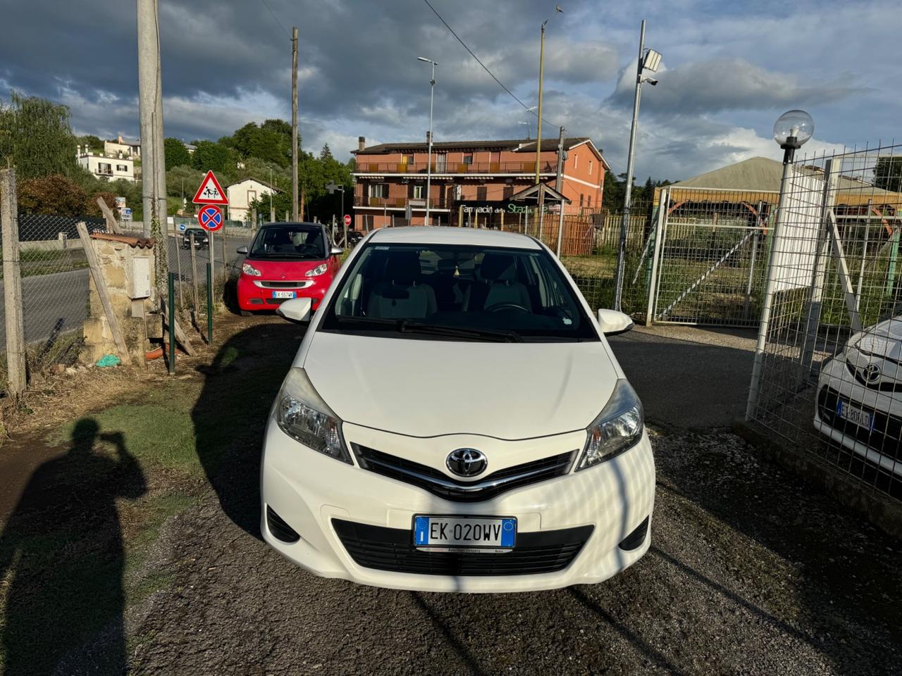 Toyota Yaris 1.0 5 porte Lounge NEOPATENTATI