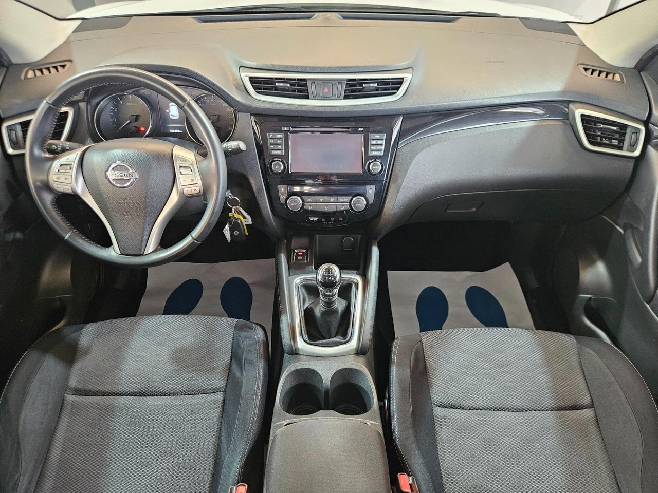 Nissan Qashqai 1.2 dig-t Visia 115cv