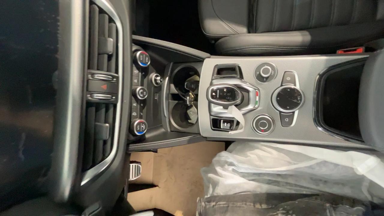 Alfa Romeo Stelvio 2.2 Turbodiesel 210 CV AT8 Q4 Veloce