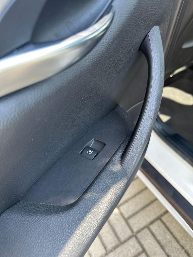 BMW X1 sDrive18d Attiva CON GARANZIA automatica