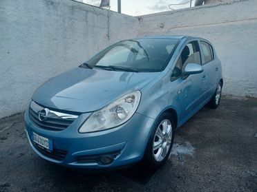 Opel Corsa 1.2 5 porte Cosmo PERFETTA