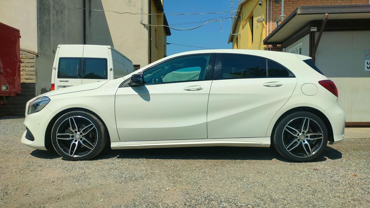 Mercedes-Benz A 180 d Automatic Premium AMG EURO 6