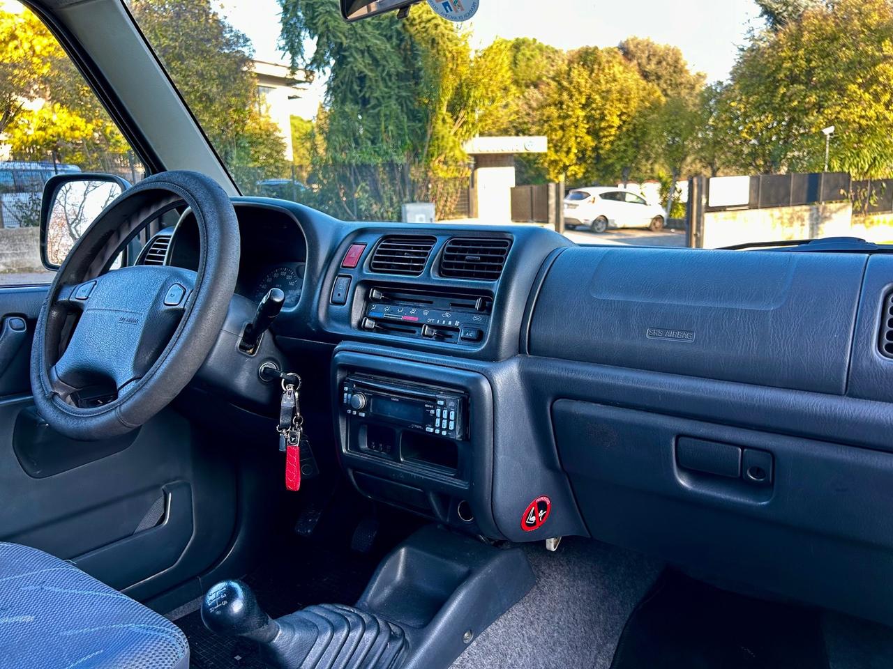 Suzuki Jimny 1.3i 16V cat 4WD JLX Special