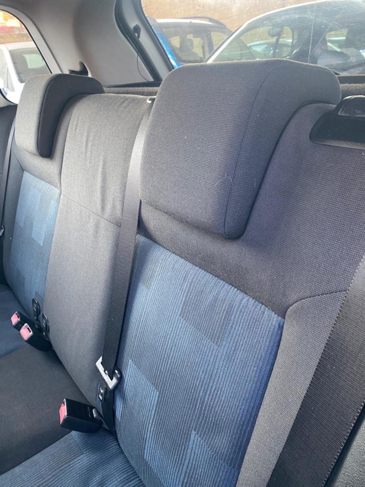 Ford Fiesta 1.4 TDCi 2006 TAGLIANDATA