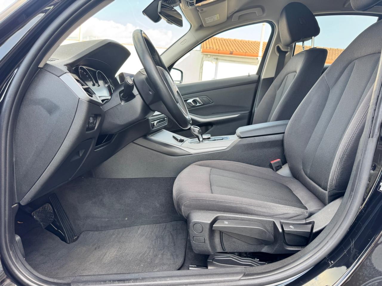 Bmw 320 d 150cv m sport Advantage aut. In garanzia