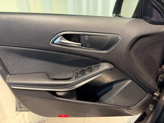 MERCEDES-BENZ GLA 200 CDI Automatic 4Matic Executive LED Navi Bluetooth
