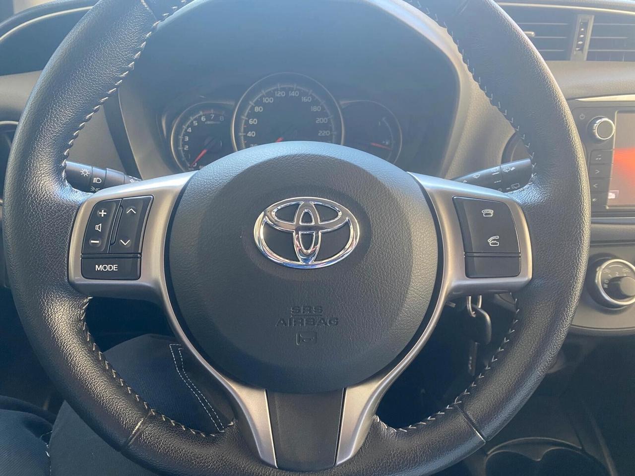 Toyota Yaris 1.0 5p. Active 69cv - OK NEOP. - GARANZIA 12 MESI