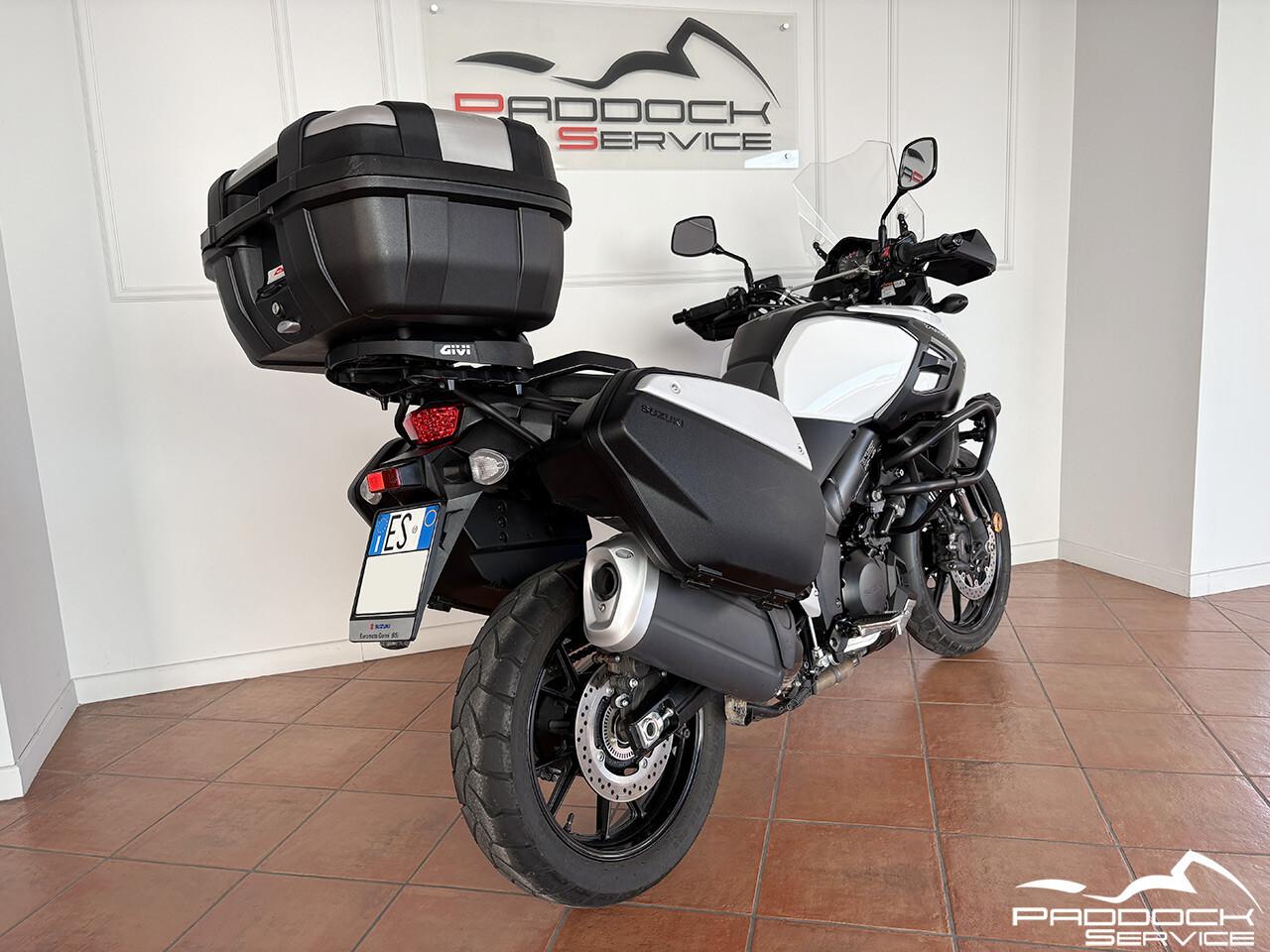 Suzuki V Strom DL 1000 solo 15.000 km ACCESSORIATA