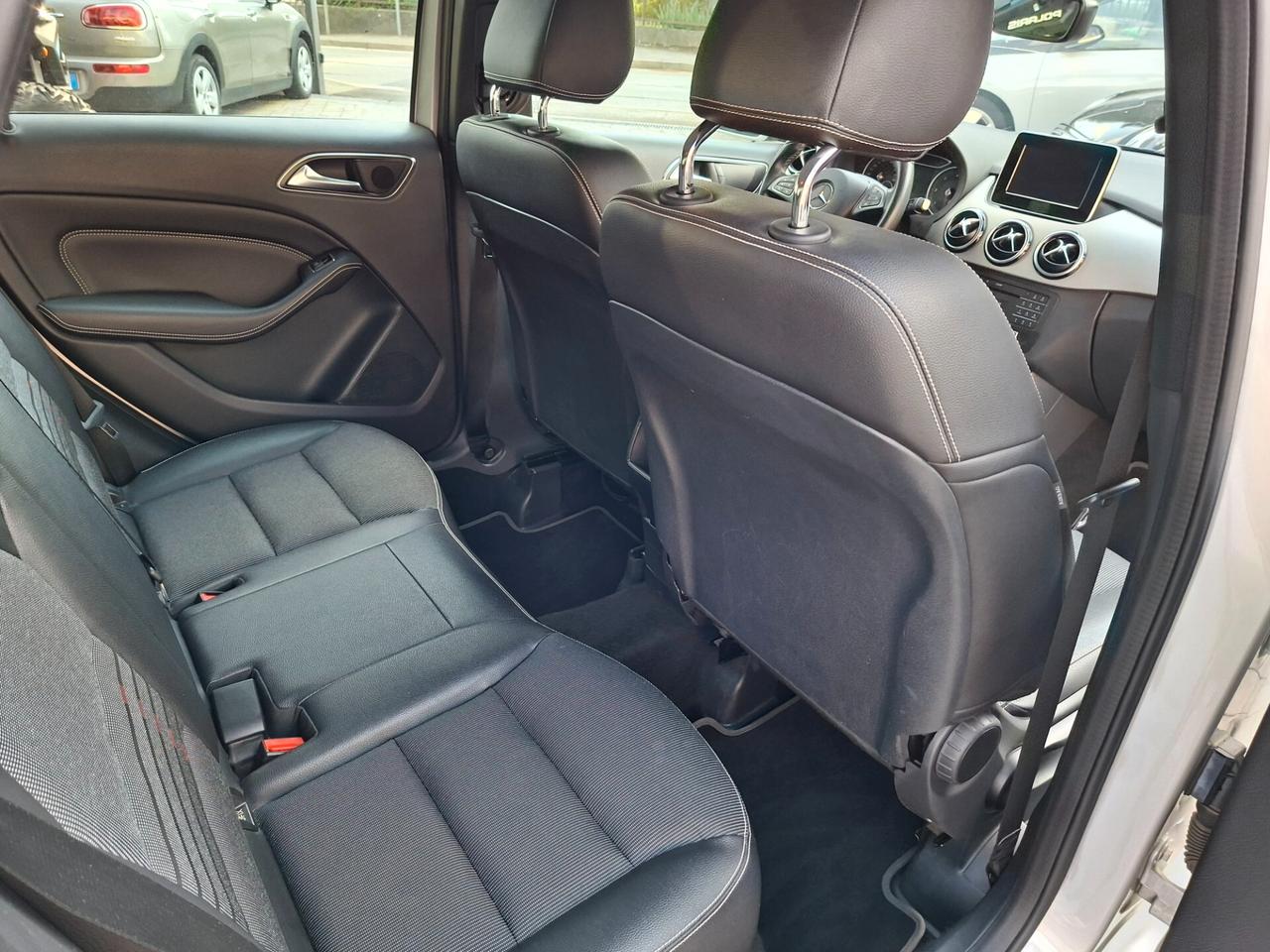 Mercedes-benz B 180 d Automatic Premium