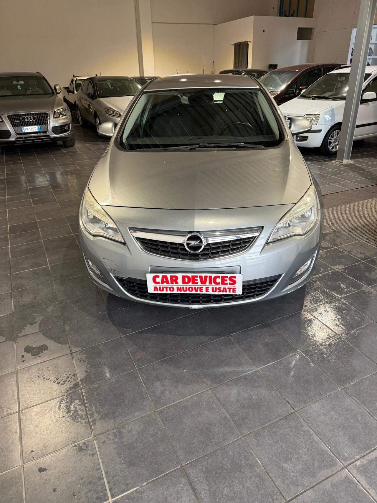 Opel Astra 1.7 -UNICO PROPRIETARIO-NEOPATENTATI