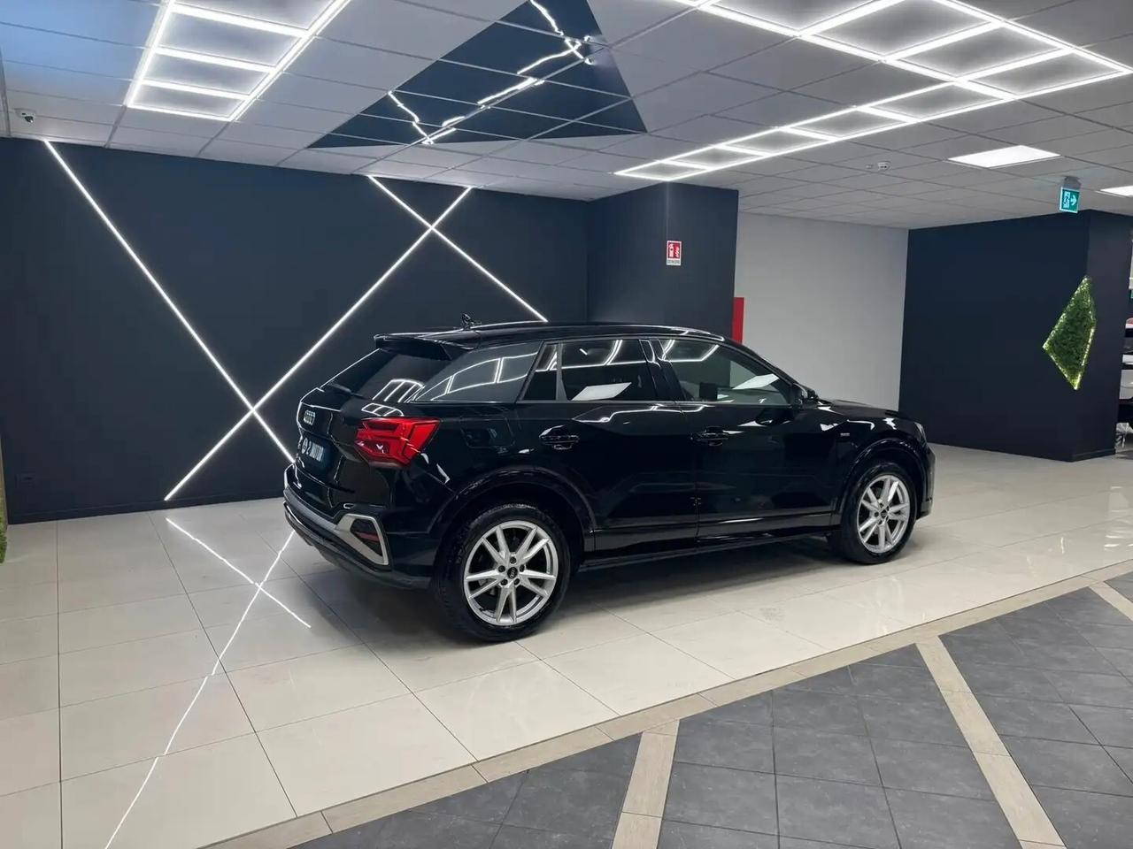 Audi Q2 35 TDI quattro S tronic line Edition