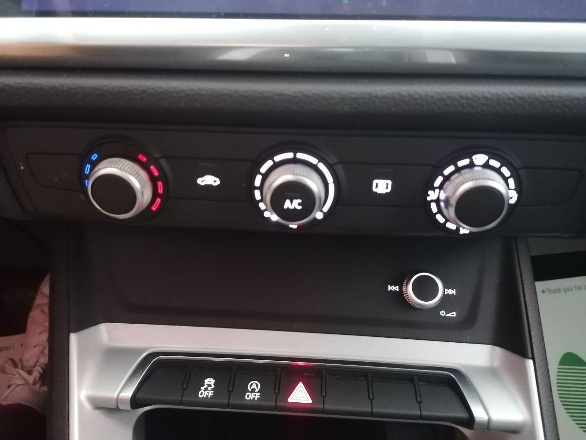 AUDI - Q3 - 2.0 TDI 150CV S tronic