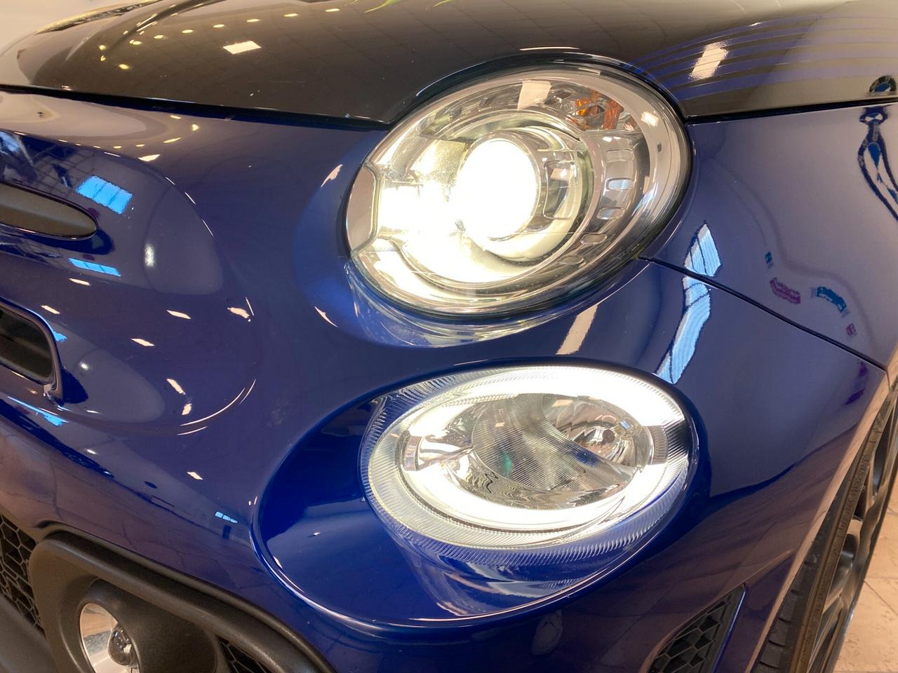 Abarth 595 1.4 Turbo T-Jet 165 CV Monster Energy Yamaha