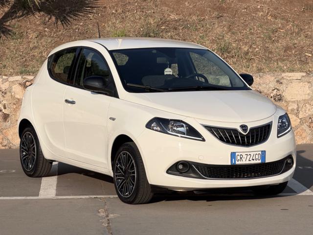 LANCIA Ypsilon GOLD MY24+RETROCAMERA+WIRELESS+NAVI