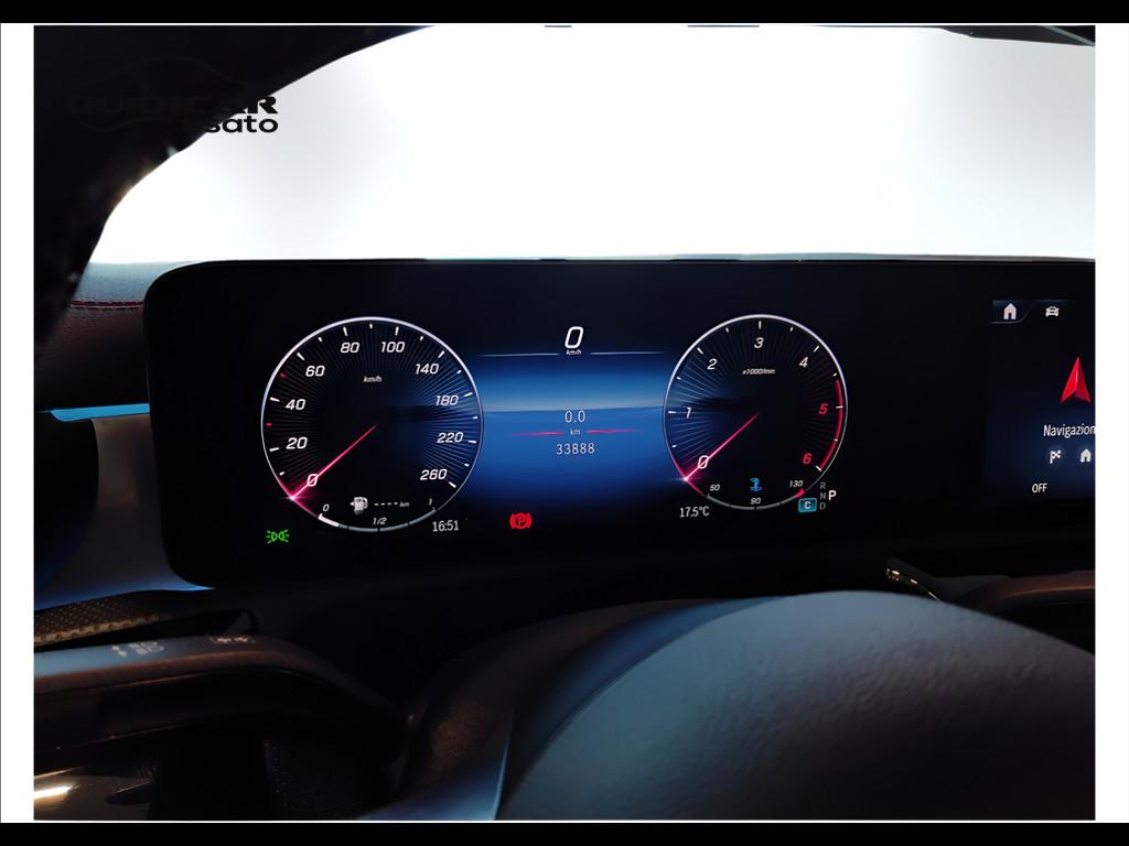 Mercedes-Benz CLA Coupe - C118 2023 - CLA Coupe 200 d AMG Line Advanced Plus auto