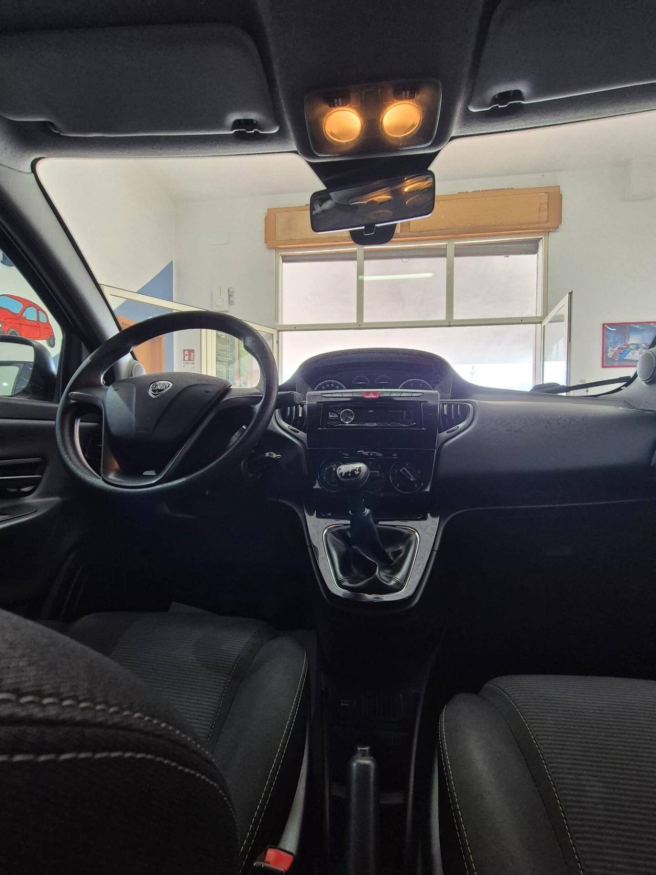 Lancia Ypsilon 1.3 MJT 16V 95 CV 5 porte S&S Gold