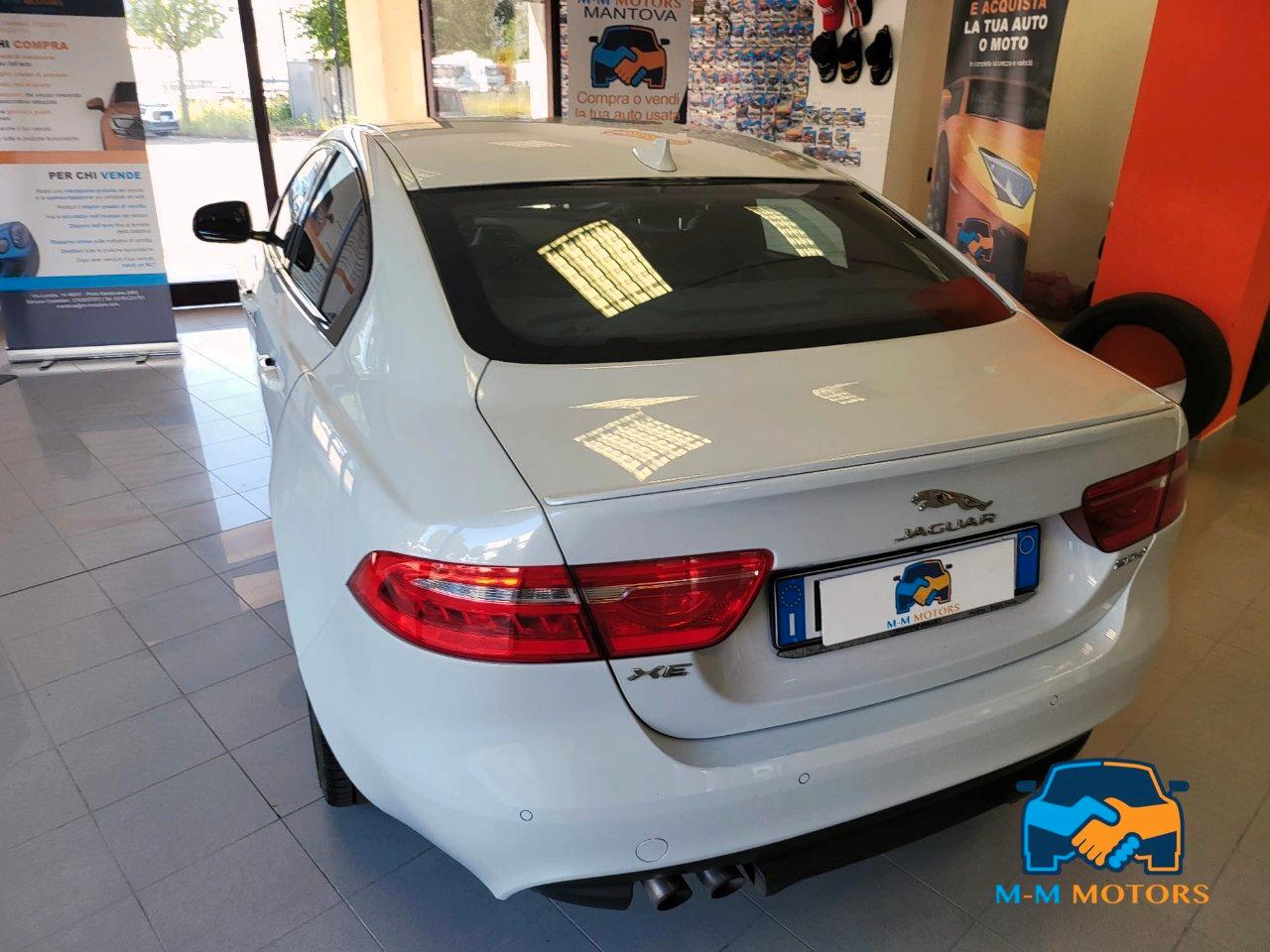 Jaguar XE Berlina XE 2.0d R-Sport 180cv auto