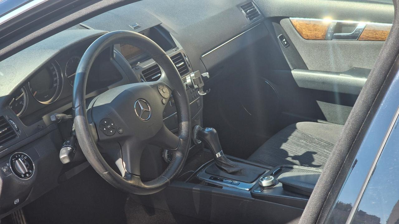Mercedes-benz C 220 C 220 CDI Avantgarde AMG