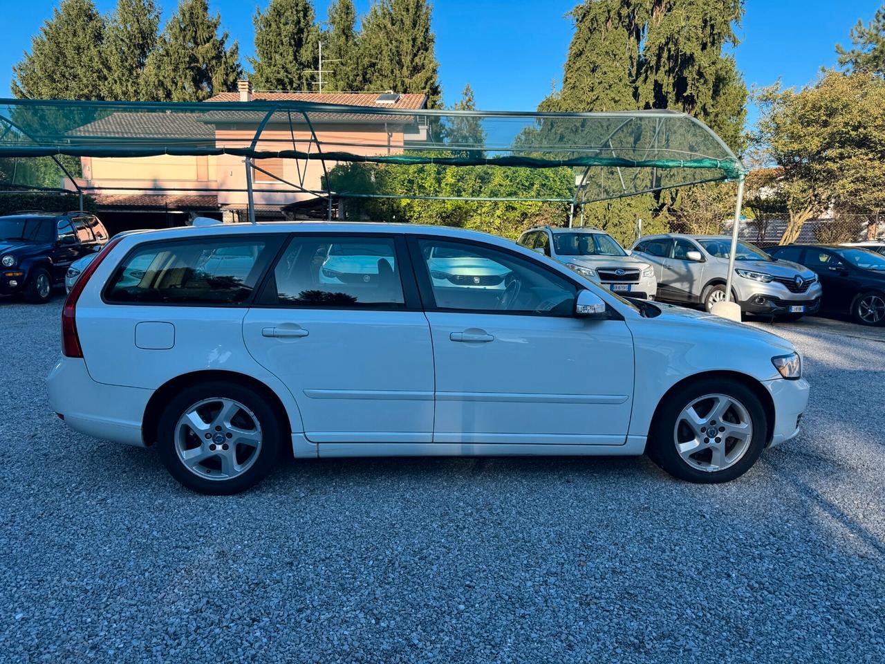 Volvo V50 D2 POLAR