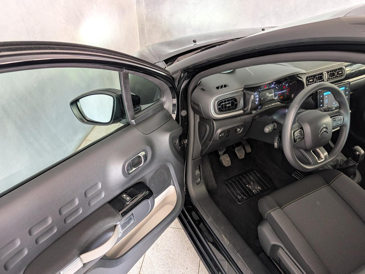 Citroen c3 iii 1.2 puretech 83cv Feel Business