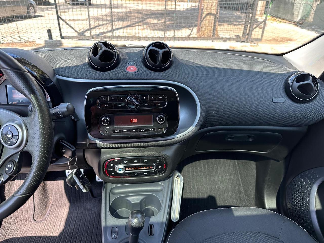 Smart ForFour 70 1.0 twinamic Superpassion *promo* uffic.smart