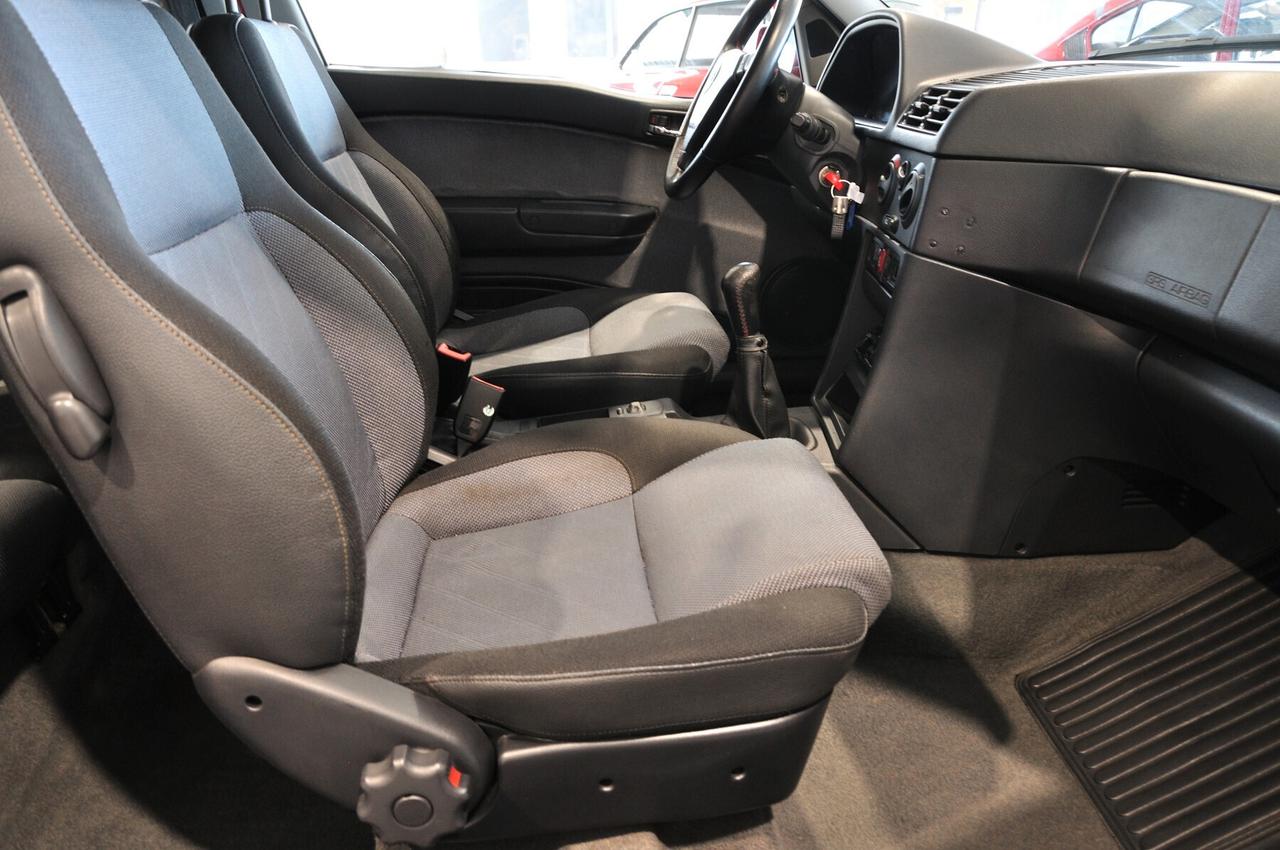 Alfa Romeo 145 2.0i 16V Twin Spark cat Quadrifoglio