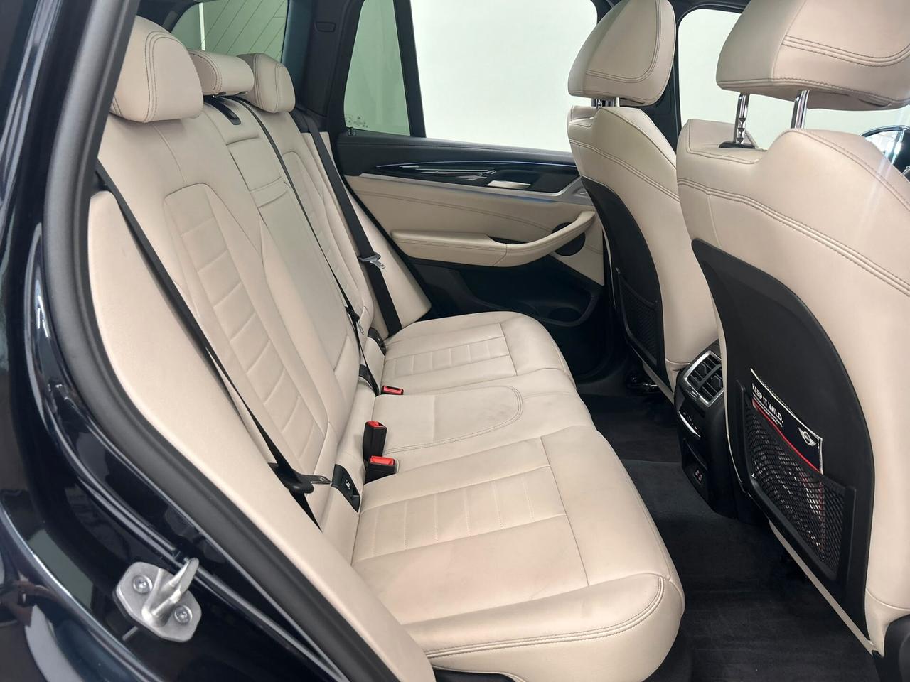 Bmw IX3 Impressive