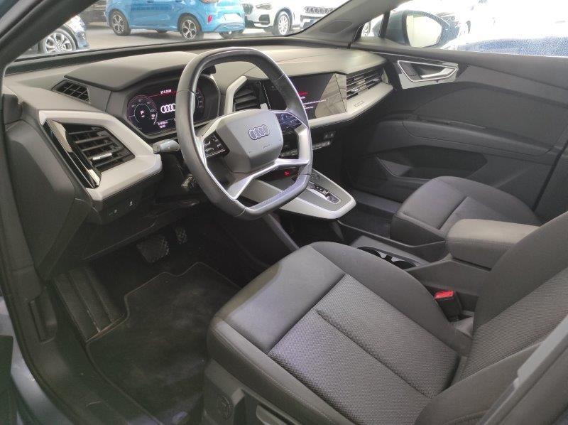 AUDI Q4 e-tron - Q4 40 e-tron S line edition