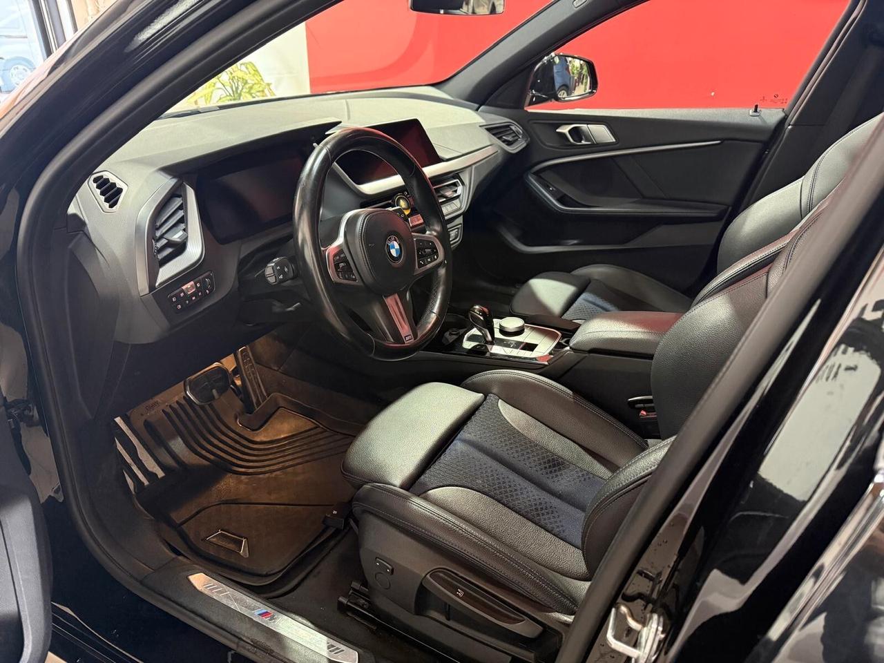 Bmw 118 118d 5p. Colorvision Edition
