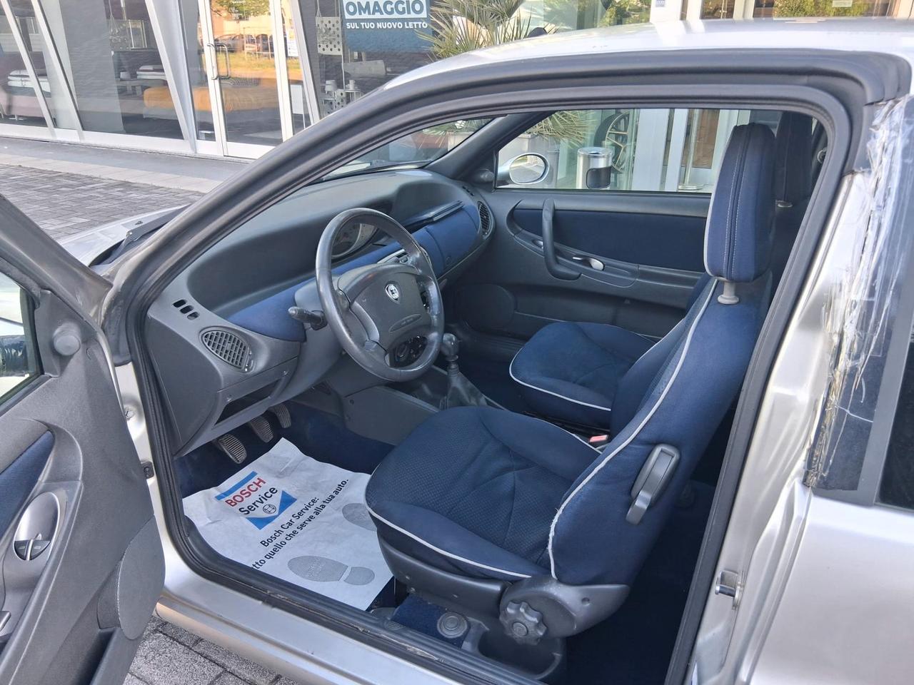 Lancia Ypsilon 3 Porte Y 1.2 Unica