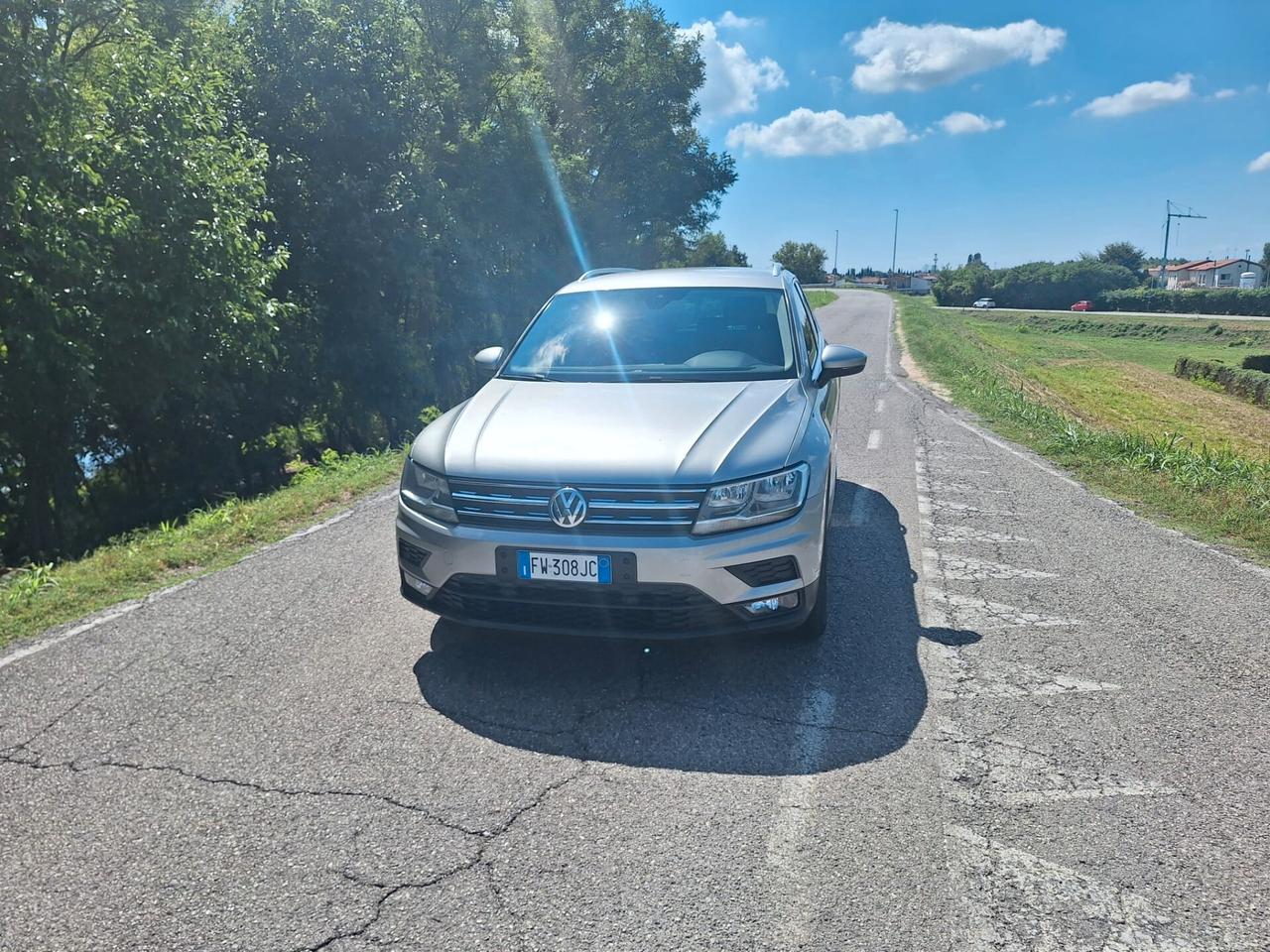 Volkswagen Tiguan 2.0 TDI SCR DSG 4MOTION Business BMT