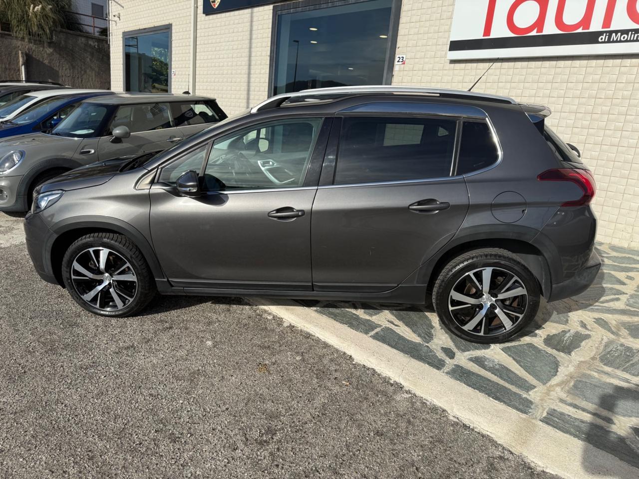 Peugeot 2008 BlueHDi 120 EAT6 S&S Allure