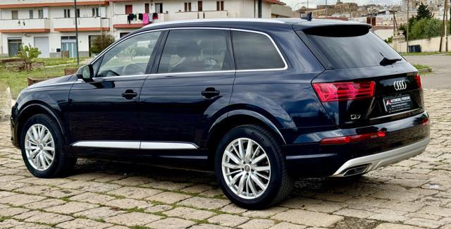 AUDI Q7 3.0 TDI 272cv Quattro (Tetto/Gancio/7posti/Pelle)
