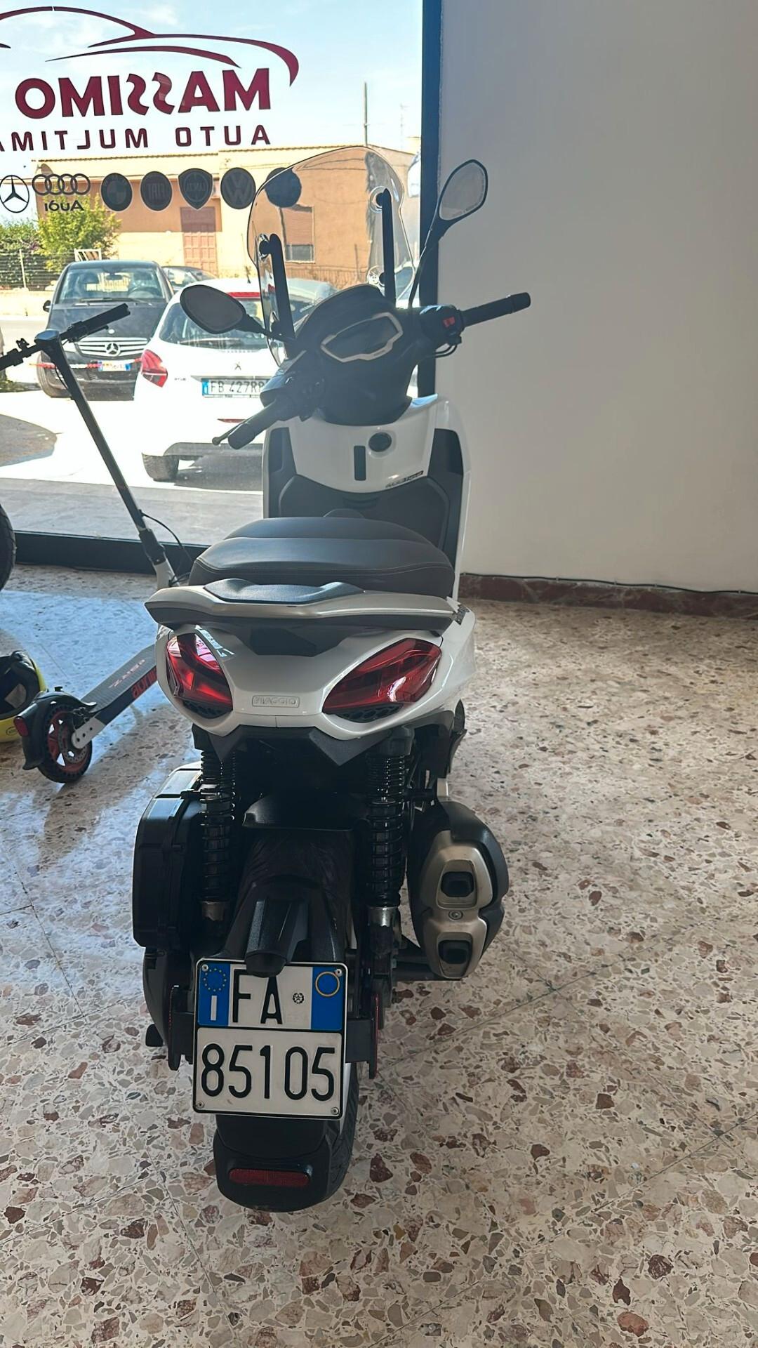 Piaggio Beverly 400 beverly 400 hpe