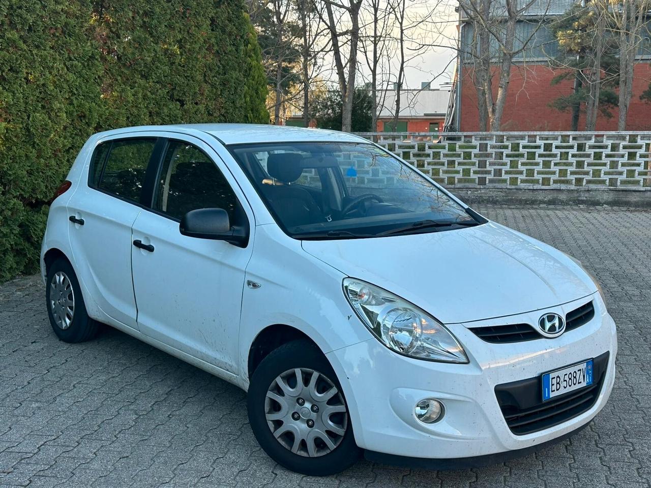 Hyundai i20 1.2 5p. Classic