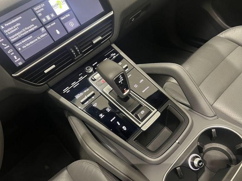 Porsche Cayenne Cayenne 3.0 V6