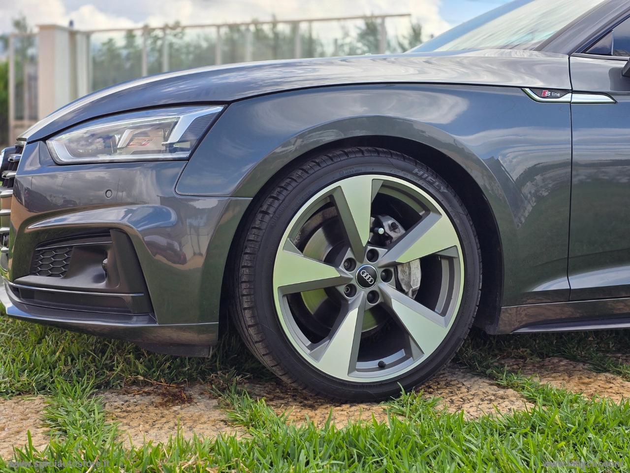 AUDI A5 40 TDI S tr. S line edition