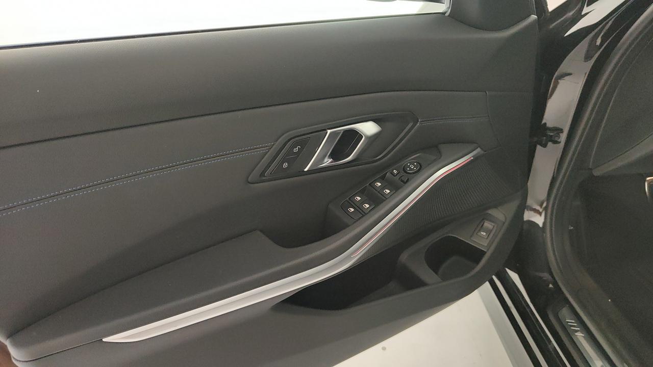 BMW Serie 3 G21 2022 Touring - 320d Touring mhev 48V xdrive MSport auto