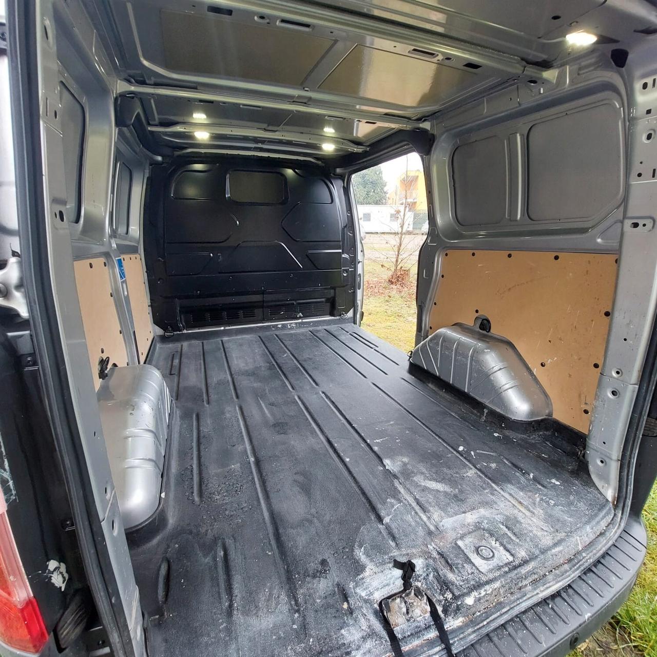 Ford Transit Custom 270 2.2 TDCi 155CV PC Furgone Trend