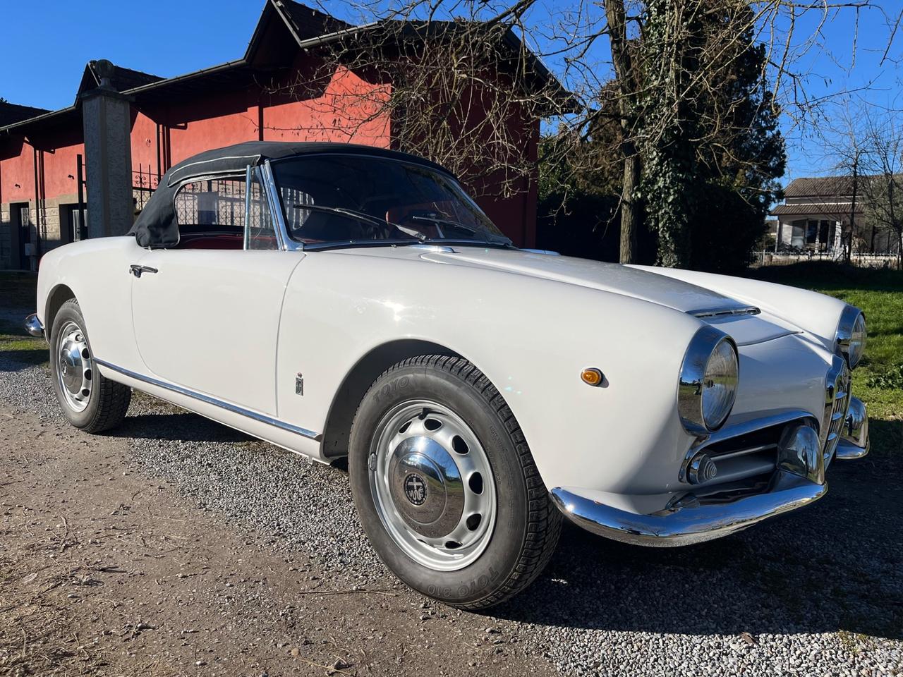 Alfa Romeo Giulia Spider