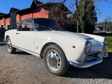 Alfa Romeo Giulia Spider
