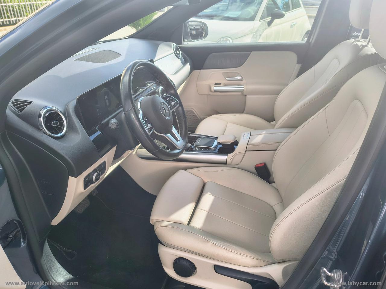 MERCEDES-BENZ GLA 200 d Automatic Sport Plus INTERNO PELLE